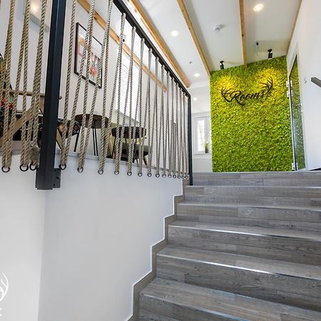 Pokoje Hotelowe Nad Jeziorem Jelen Bytów Eksteriør bilde